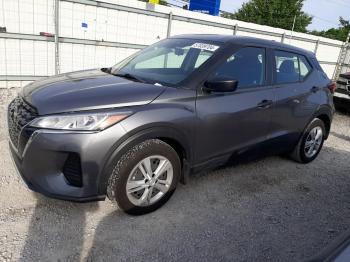  Salvage Nissan Kicks