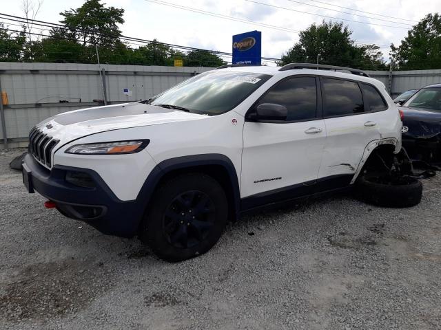  Salvage Jeep Cherokee