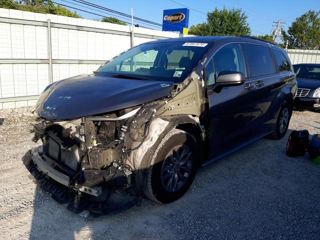  Salvage Toyota Sienna