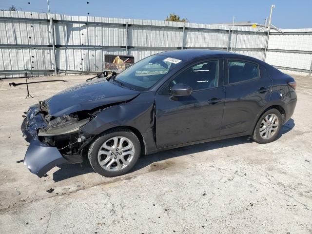  Salvage Toyota Yaris