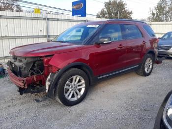  Salvage Ford Explorer