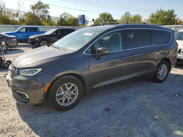  Salvage Chrysler Pacifica