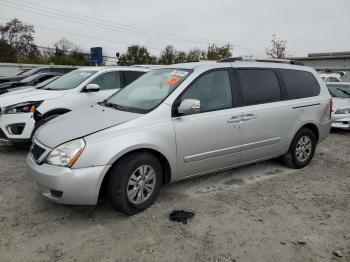  Salvage Kia Sedona