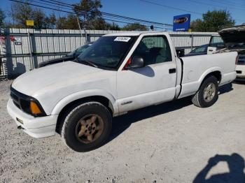  Salvage Chevrolet S-10