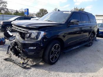  Salvage Ford Expedition