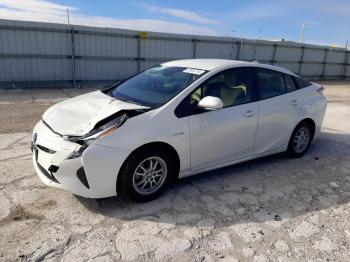  Salvage Toyota Prius