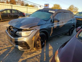  Salvage Volkswagen Tiguan