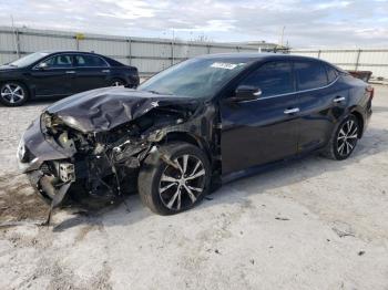  Salvage Nissan Maxima