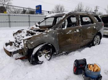  Salvage Ford Explorer