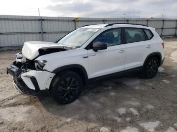  Salvage Volkswagen Taos