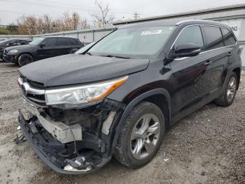  Salvage Toyota Highlander