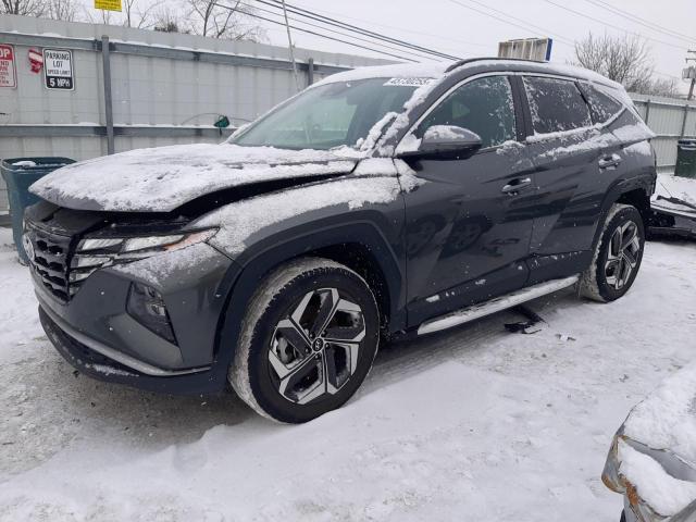  Salvage Hyundai TUCSON