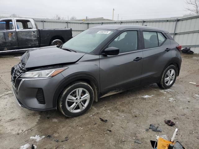  Salvage Nissan Kicks