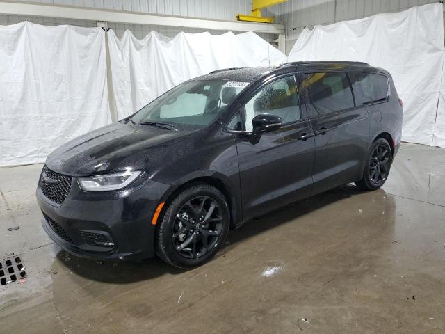  Salvage Chrysler Pacifica