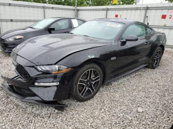  Salvage Ford Mustang