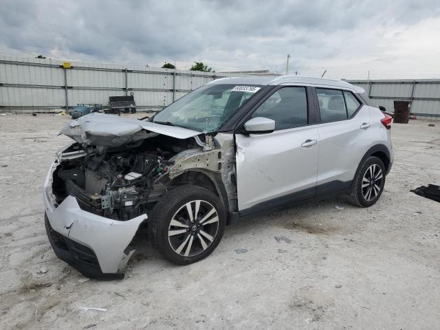  Salvage Nissan Kicks