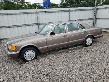  Salvage Mercedes-Benz 560-Class