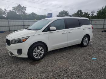  Salvage Kia Sedona