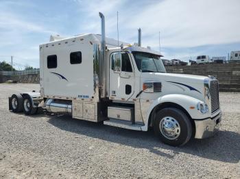  Salvage Freightliner Coronado