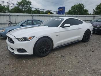  Salvage Ford Mustang