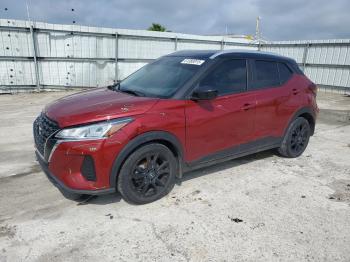  Salvage Nissan Kicks