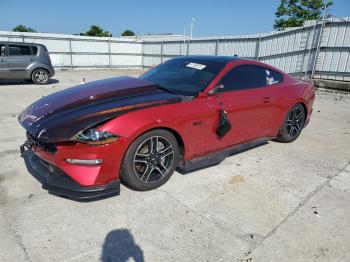 Salvage Ford Mustang