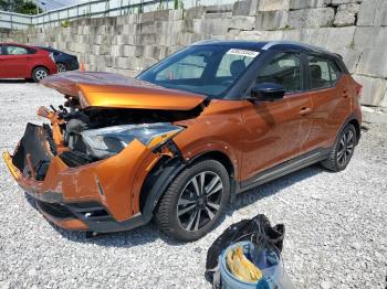  Salvage Nissan Kicks