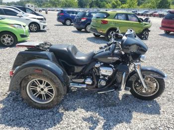  Salvage Harley-Davidson Fl