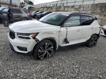  Salvage Volvo XC40