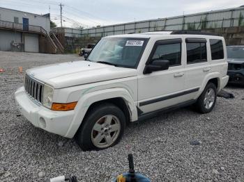  Salvage Jeep Commander