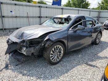  Salvage Lexus Es