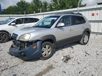  Salvage Hyundai TUCSON
