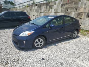  Salvage Toyota Prius