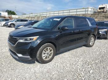  Salvage Kia Carnival