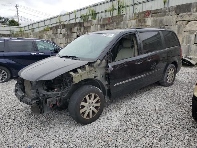  Salvage Chrysler Minivan