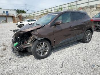  Salvage Hyundai TUCSON