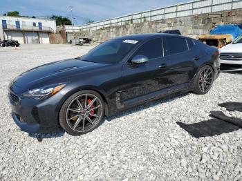  Salvage Kia Stinger