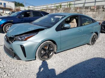  Salvage Toyota Prius