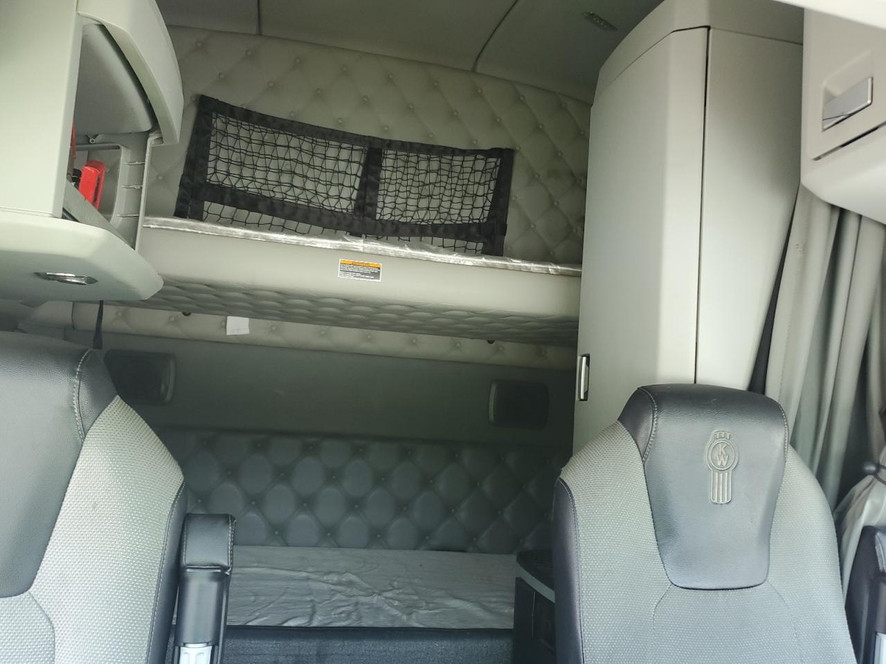 Kenworth T680 T680 Image 4