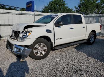  Salvage Nissan Titan