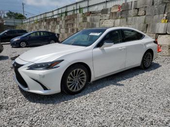  Salvage Lexus Es