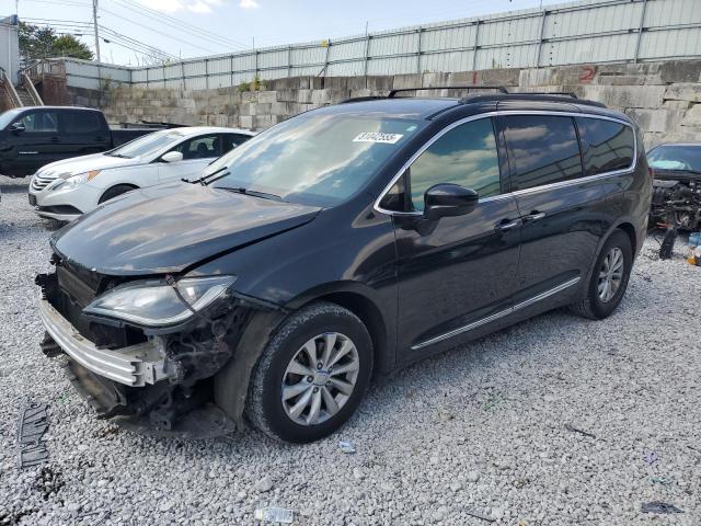  Salvage Chrysler Pacifica