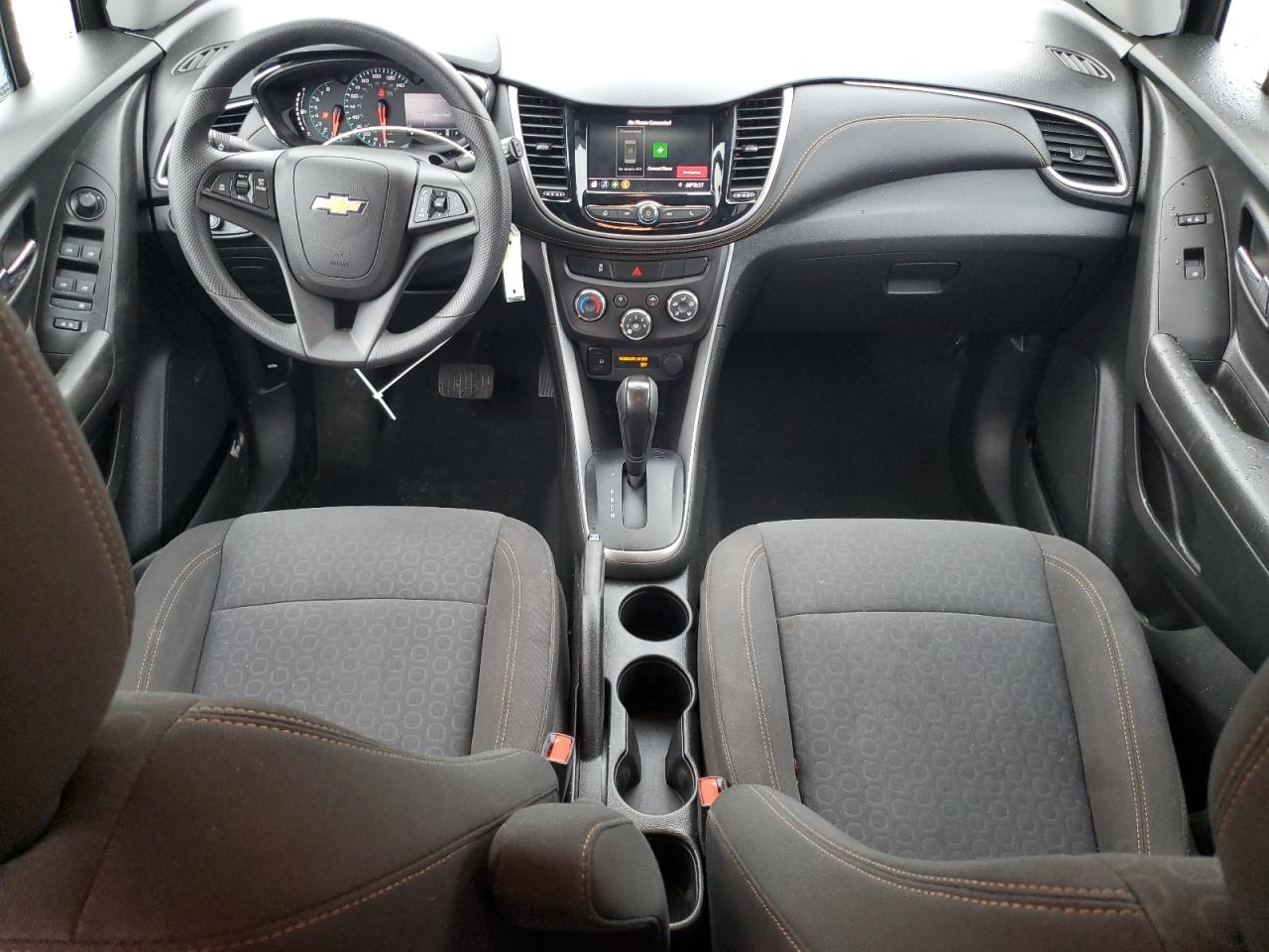 Chevrolet Trax Ls Image 9