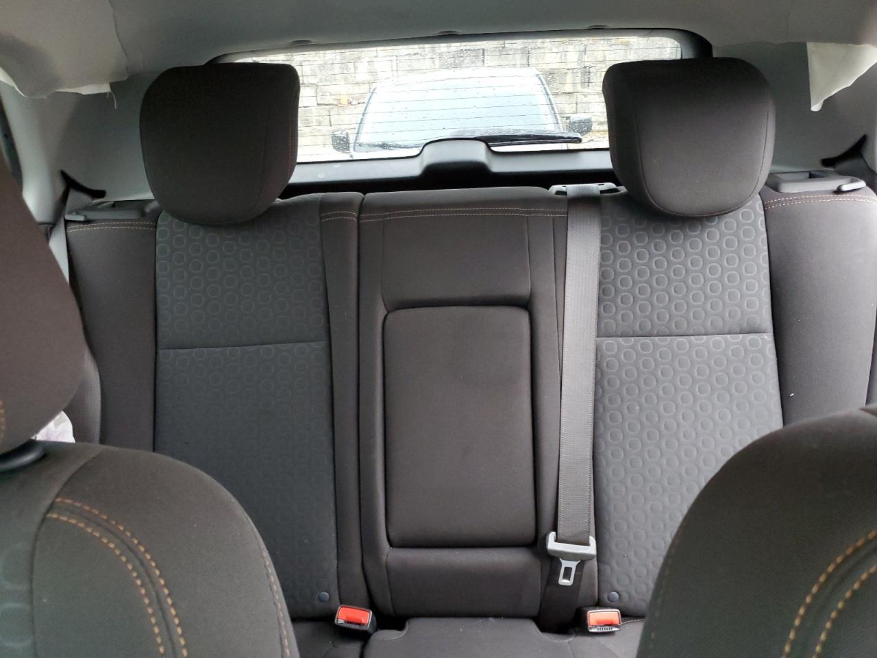 Chevrolet Trax Ls Image 12