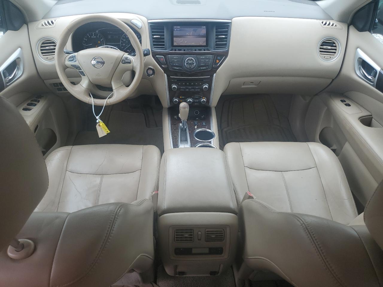 Nissan Pathfinder S Image 3
