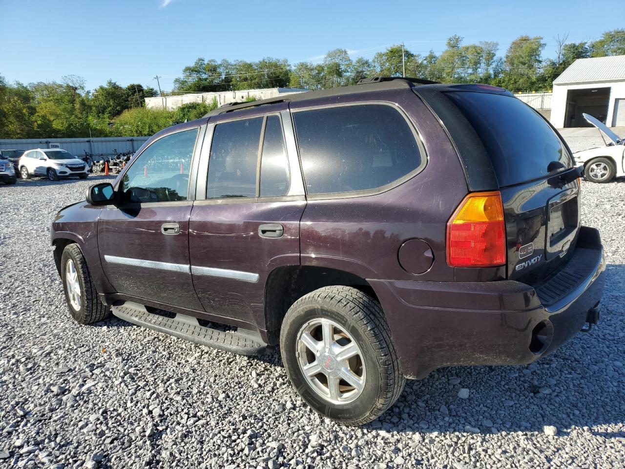 GMC Envoy Image 13