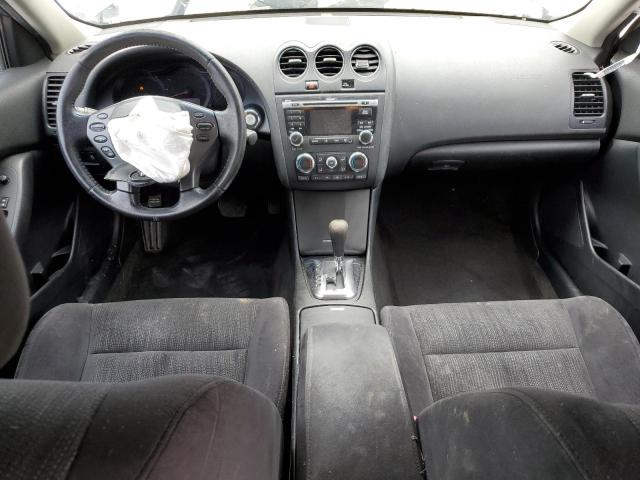 Nissan Altima Base Image 9