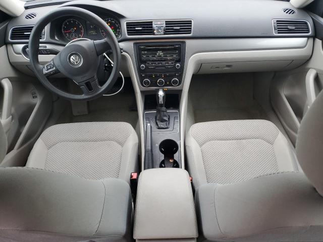 Volkswagen Passat S Image 4