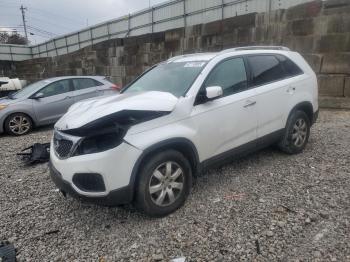  Salvage Kia Sorento