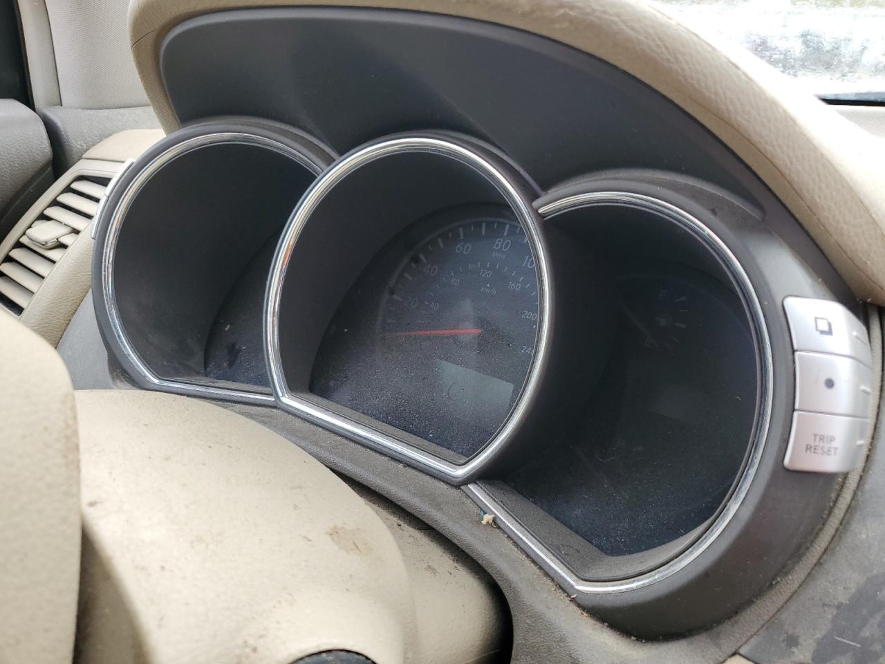 Nissan Murano S Image 9